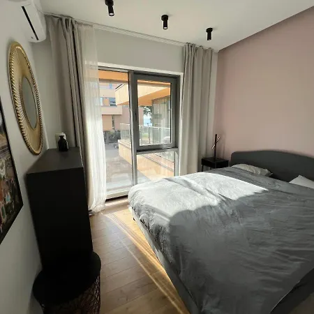 New Exclusive 2bd By The Sea Apartment